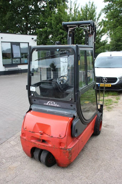 Linde E18C-02 - Електрокар: снимка 5 Linde E18C-02 - Електрокар: снимка 5