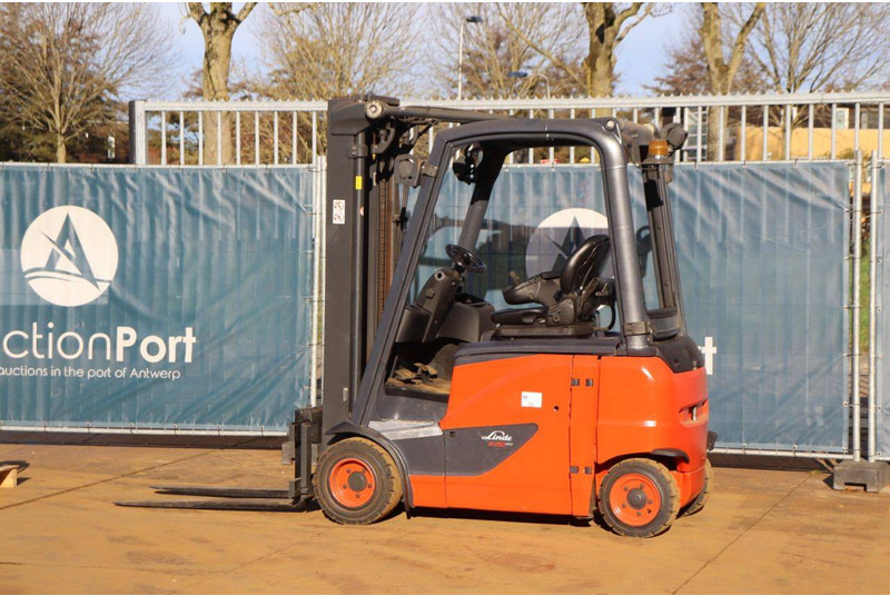 Linde E20PH-02 - Електрокар: снимка 3 Linde E20PH-02 - Електрокар: снимка 3