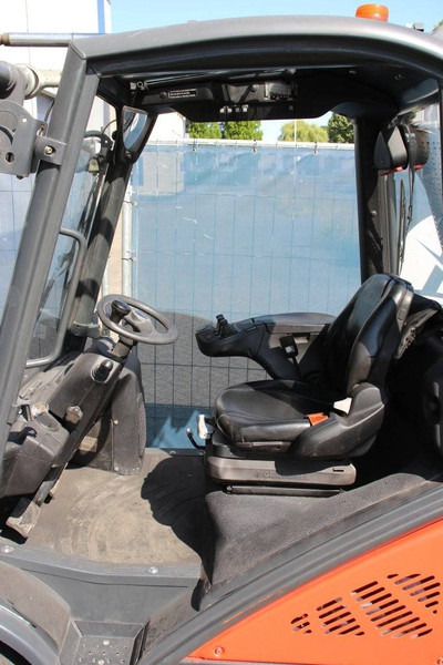 Дизелов мотокар Linde H25D-02: снимка 19