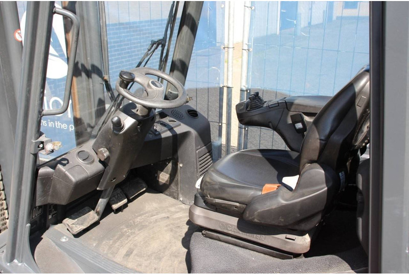 Дизелов мотокар Linde H25D-02: снимка 20