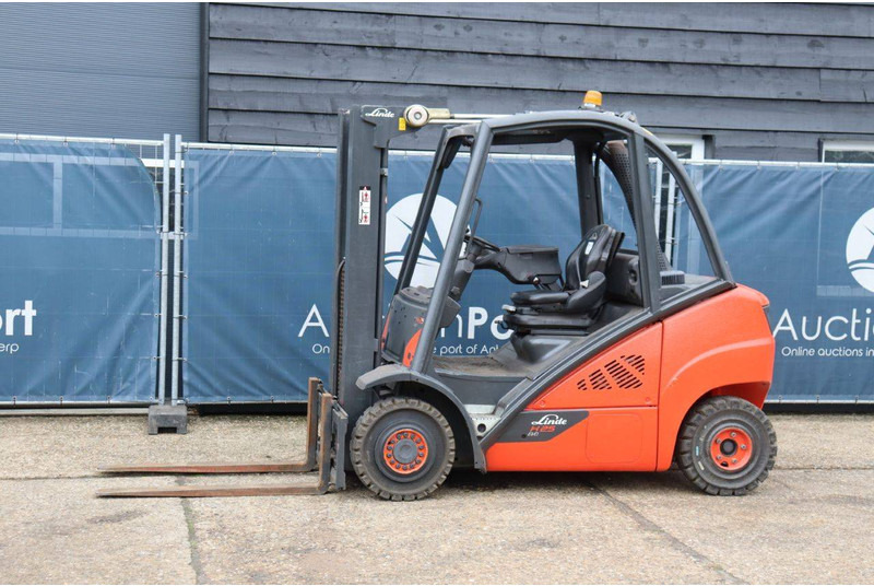 Linde H25D-02 - Дизелов мотокар: снимка 1 Linde H25D-02 - Дизелов мотокар: снимка 1
