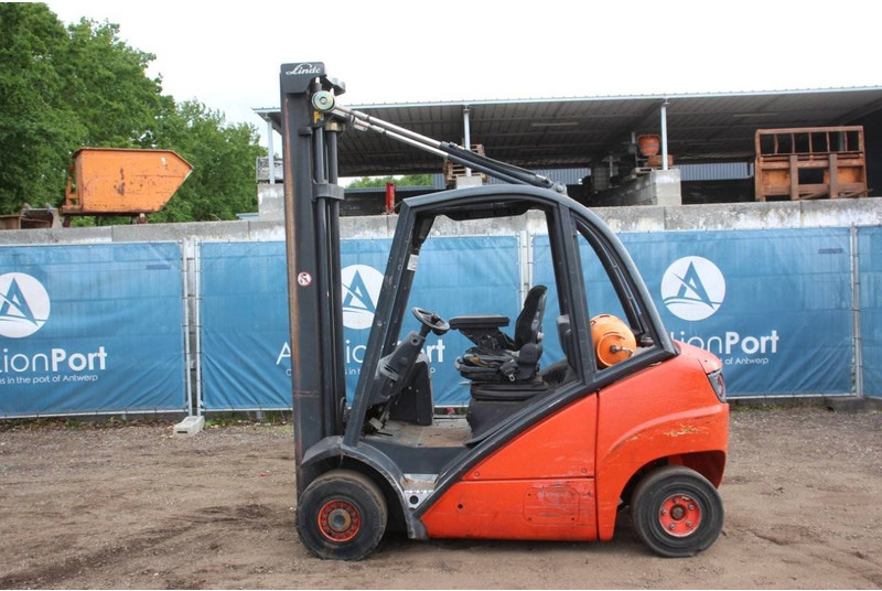 Linde H25T - Мотокар с висока проходимост: снимка 2 Linde H25T - Мотокар с висока проходимост: снимка 2
