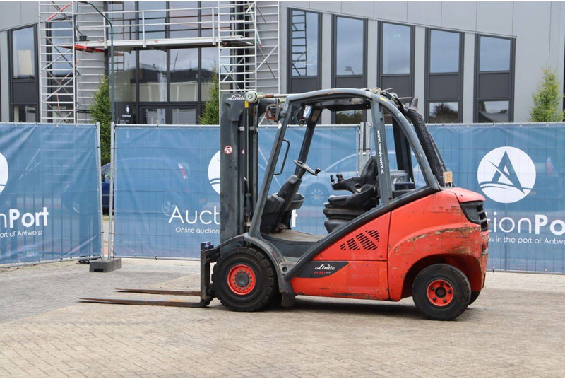 Linde H30D-02 - Дизелов мотокар: снимка 3 Linde H30D-02 - Дизелов мотокар: снимка 3