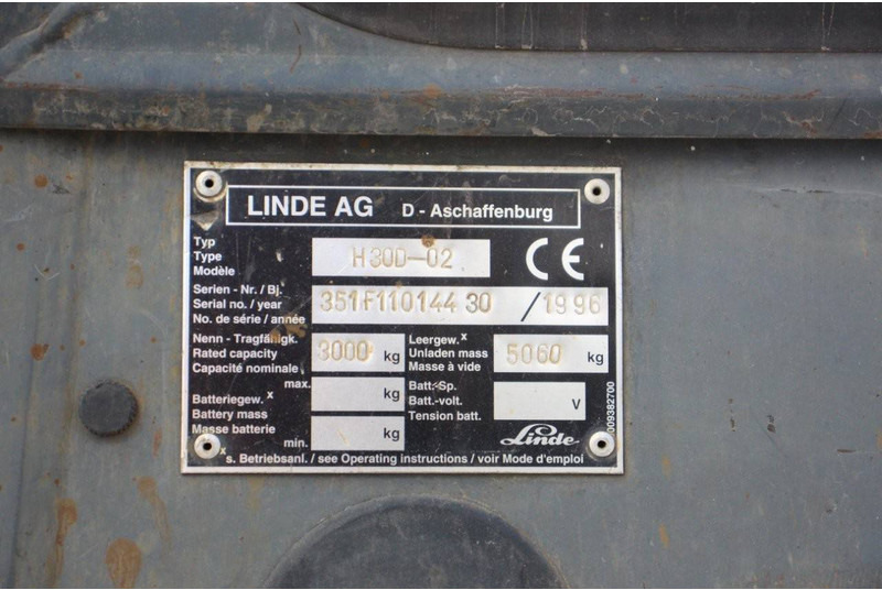 Дизелов мотокар Linde H30D-02: снимка 12