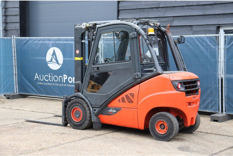Linde H30D-02 - Дизелов мотокар: снимка 3 Linde H30D-02 - Дизелов мотокар: снимка 3