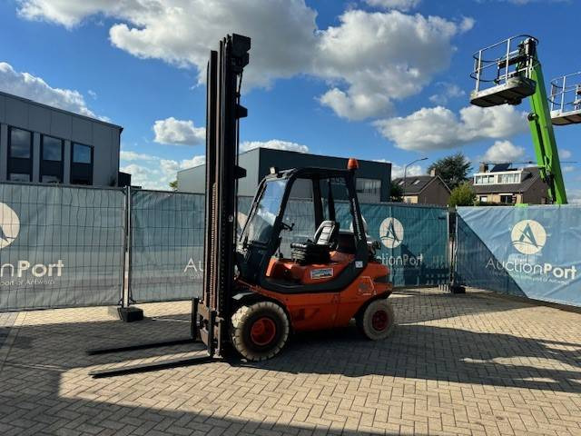 Linde H30T - Газокар: снимка 4 Linde H30T - Газокар: снимка 4