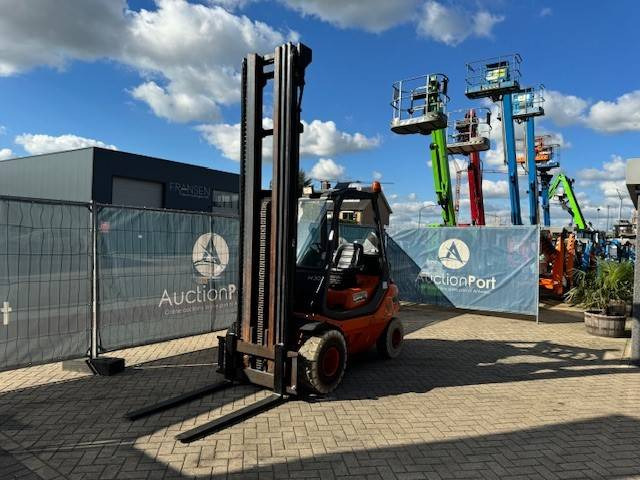 Linde H30T - Газокар: снимка 3 Linde H30T - Газокар: снимка 3