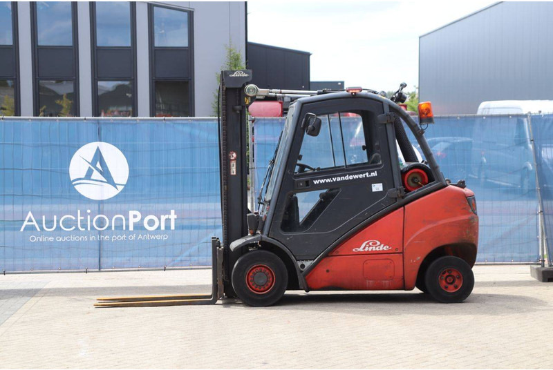 Linde H30T - Дизелов мотокар: снимка 1 Linde H30T - Дизелов мотокар: снимка 1