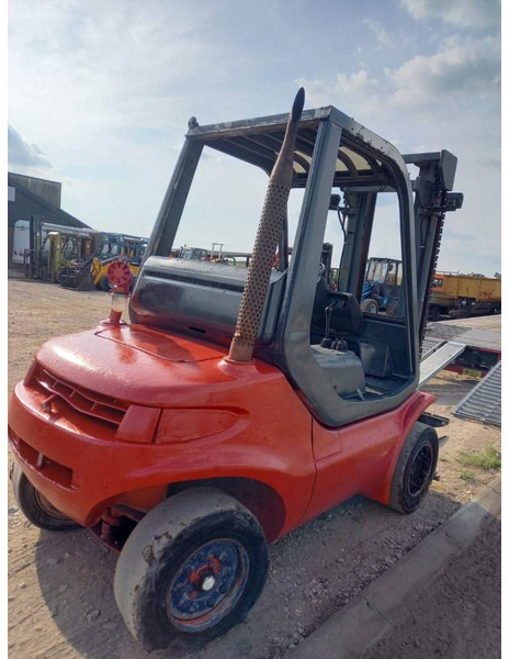 Linde H45D - Дизелов мотокар: снимка 3 Linde H45D - Дизелов мотокар: снимка 3