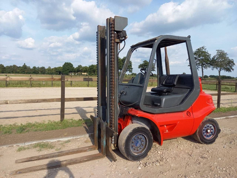 Linde H45D - Дизелов мотокар: снимка 1 Linde H45D - Дизелов мотокар: снимка 1