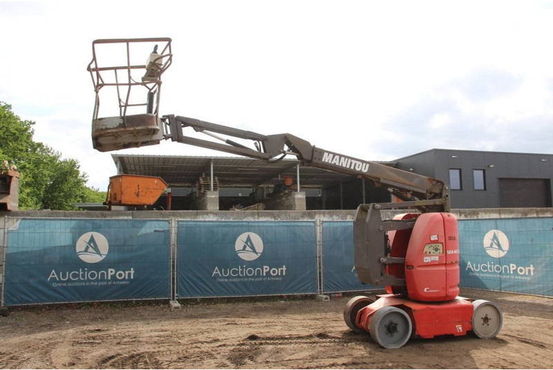 Артикулираща платформа Manitou 120 AETJC: снимка 16