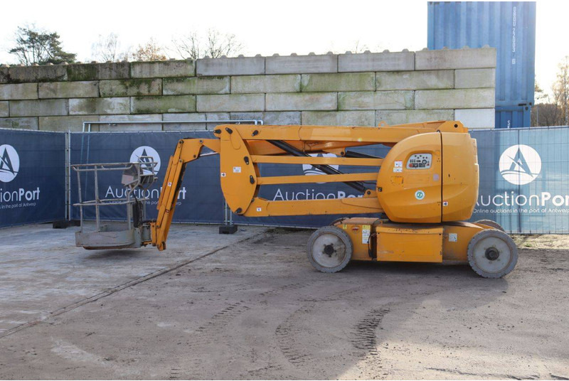 Manitou 150 AETJ COMPACT - Артикулираща платформа: снимка 3 Manitou 150 AETJ COMPACT - Артикулираща платформа: снимка 3