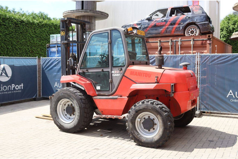 Manitou M30-4 Turbo - Мотокар с висока проходимост: снимка 3 Manitou M30-4 Turbo - Мотокар с висока проходимост: снимка 3