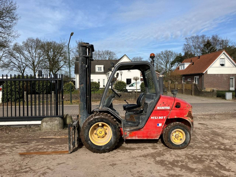 Manitou MSI 30 T - Мотокар с висока проходимост: снимка 2 Manitou MSI 30 T - Мотокар с висока проходимост: снимка 2