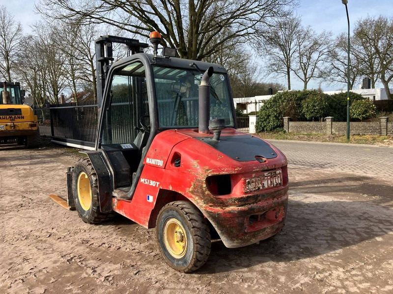 Manitou MSI 30 T - Мотокар с висока проходимост: снимка 3 Manitou MSI 30 T - Мотокар с висока проходимост: снимка 3