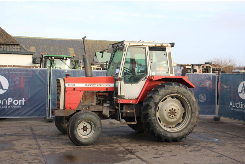 Massey Ferguson 698 - Трактор: снимка 1 Massey Ferguson 698 - Трактор: снимка 1