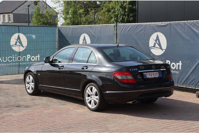Mercedes-Benz C-Klasse 220 CDI - Седан: снимка 4 Mercedes-Benz C-Klasse 220 CDI - Седан: снимка 4