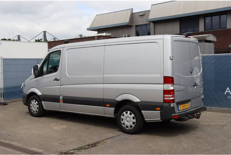 Mercedes-Benz Sprinter - Товарен бус: снимка 4 Mercedes-Benz Sprinter - Товарен бус: снимка 4