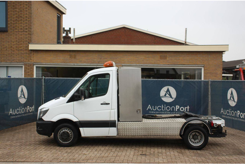 Mercedes-Benz Sprinter - Шаси кабина: снимка 2 Mercedes-Benz Sprinter - Шаси кабина: снимка 2