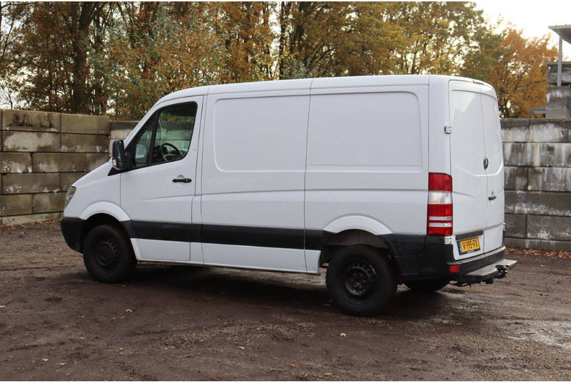 Mercedes-Benz Sprinter - Товарен бус: снимка 3 Mercedes-Benz Sprinter - Товарен бус: снимка 3