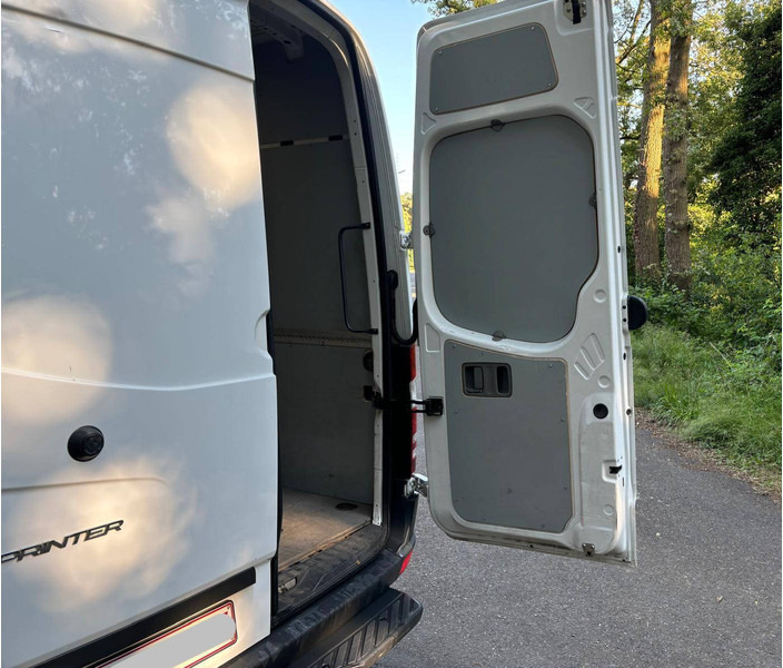Mercedes-Benz Sprinter (II - update) 316 CDI - Товарен бус: снимка 3 Mercedes-Benz Sprinter (II - update) 316 CDI - Товарен бус: снимка 3