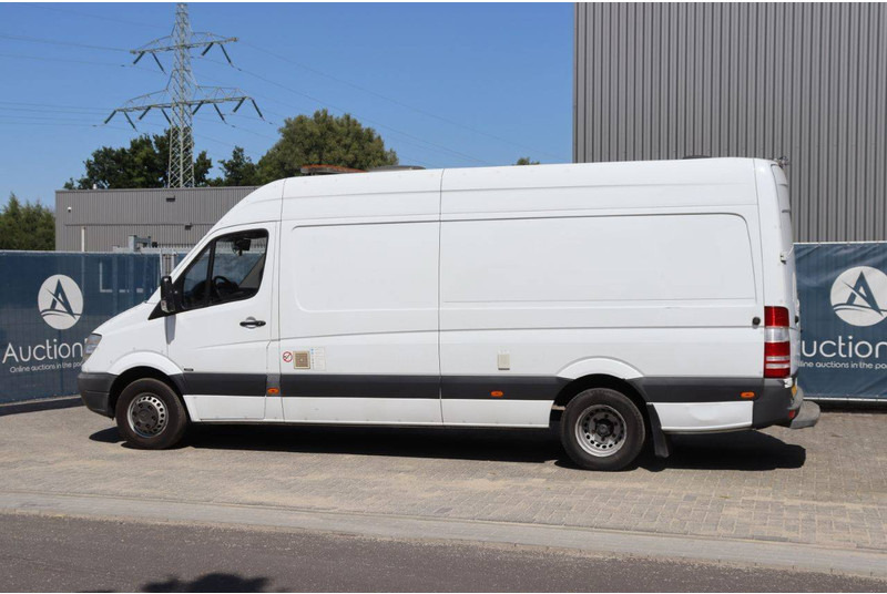 Mercedes-Benz Sprinter - Товарен бус: снимка 3 Mercedes-Benz Sprinter - Товарен бус: снимка 3