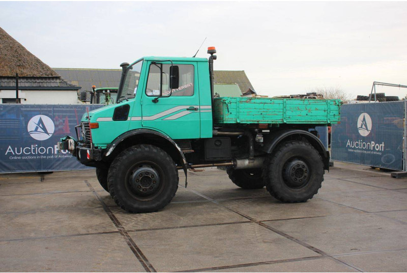 Mercedes-Benz Unimog 1300 - Бордови камион: снимка 1 Mercedes-Benz Unimog 1300 - Бордови камион: снимка 1