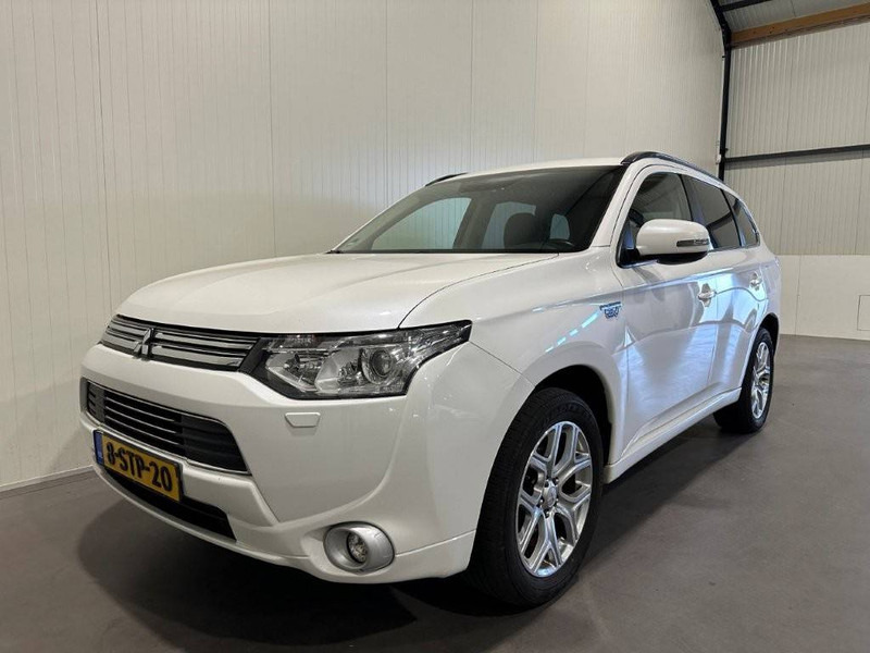 Mitsubishi Outlander PHEV SUV - Джип: снимка 1 Mitsubishi Outlander PHEV SUV - Джип: снимка 1