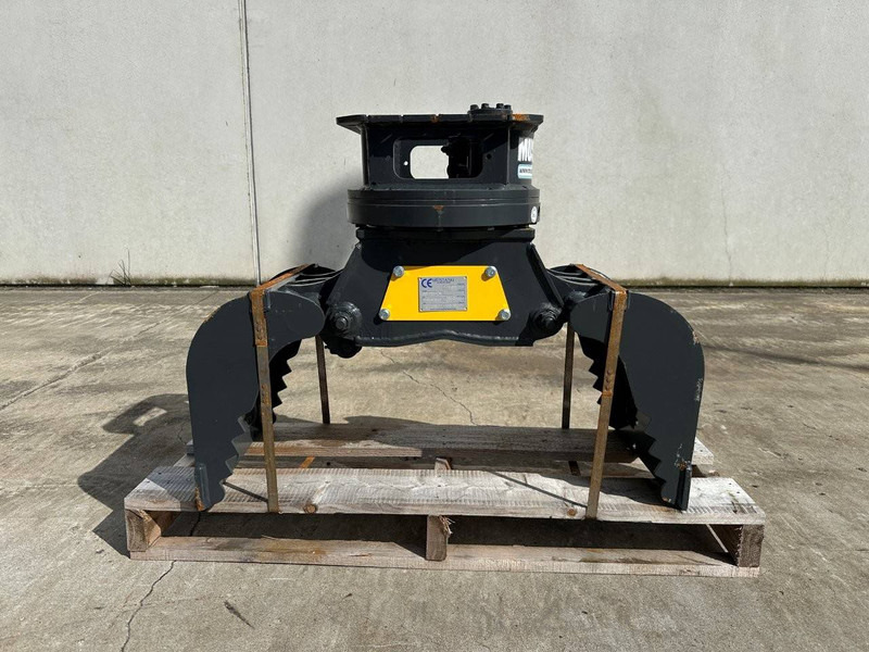 Mustang GRP150CH - Грайфер: снимка 1 Mustang GRP150CH - Грайфер: снимка 1