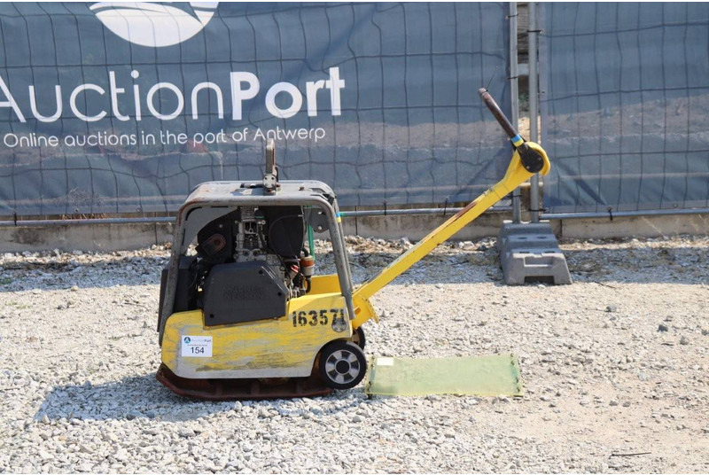 Neuson DPU 3050He - Виброплоча: снимка 2 Neuson DPU 3050He - Виброплоча: снимка 2
