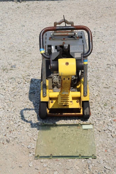 Neuson DPU 3050He - Виброплоча: снимка 5 Neuson DPU 3050He - Виброплоча: снимка 5