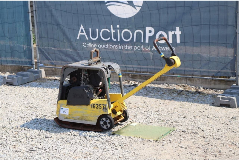 Neuson DPU 3050He - Виброплоча: снимка 3 Neuson DPU 3050He - Виброплоча: снимка 3