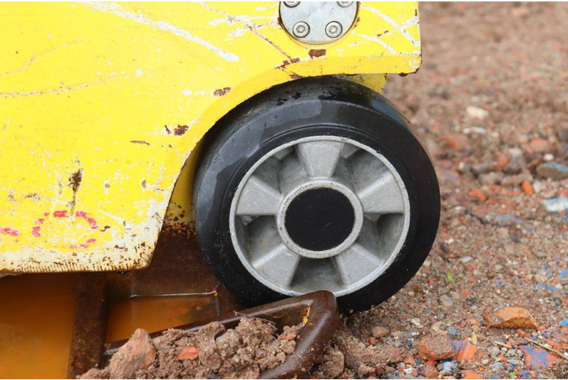 Виброплоча Neuson DPU3760: снимка 11