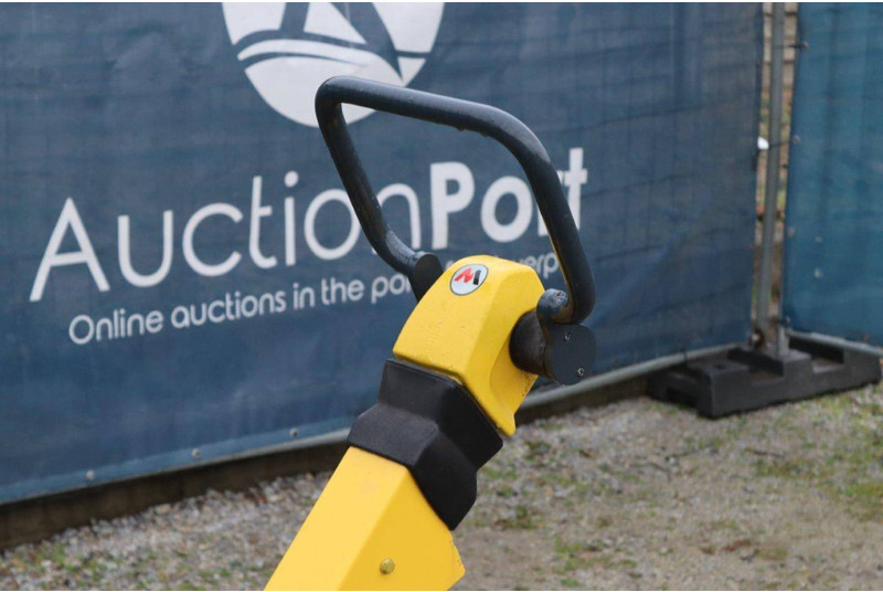 Виброплоча Neuson DPU5545: снимка 13