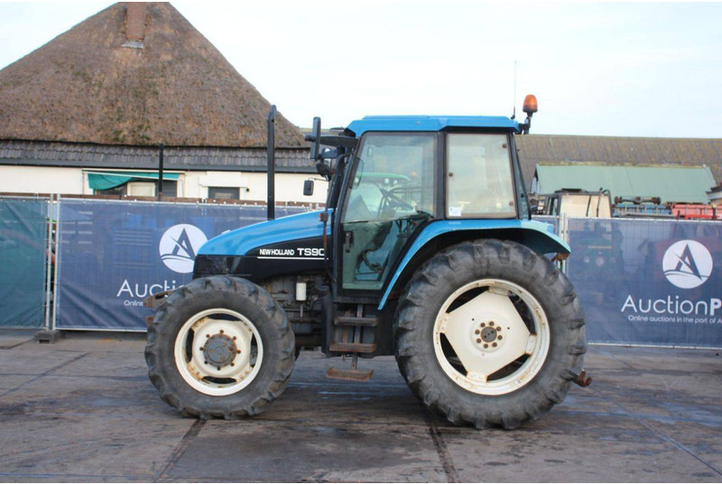 New Holland TS90 - Трактор: снимка 2 New Holland TS90 - Трактор: снимка 2
