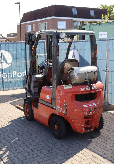 Nissan PD01A15PQ - Газокар: снимка 4 Nissan PD01A15PQ - Газокар: снимка 4