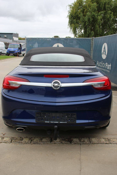 Opel Cascada - Лек автомобил: снимка 4 Opel Cascada - Лек автомобил: снимка 4