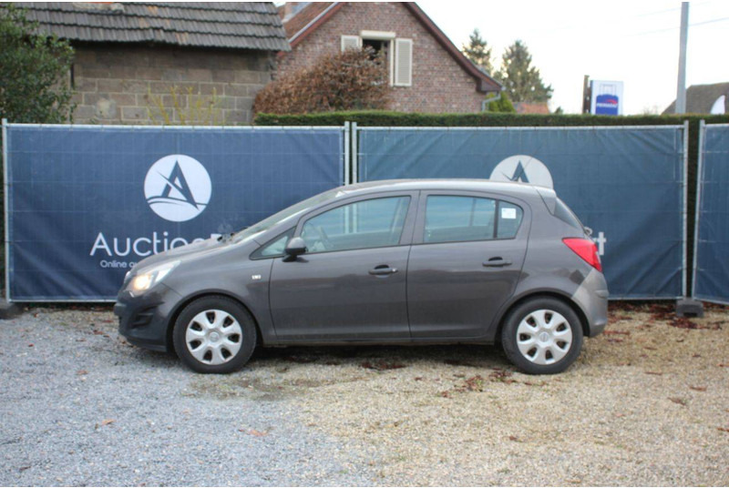 Opel Corsa - Седан: снимка 2 Opel Corsa - Седан: снимка 2