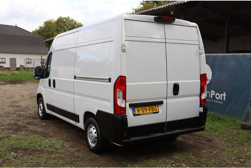 Peugeot Boxer - Товарен бус: снимка 4 Peugeot Boxer - Товарен бус: снимка 4