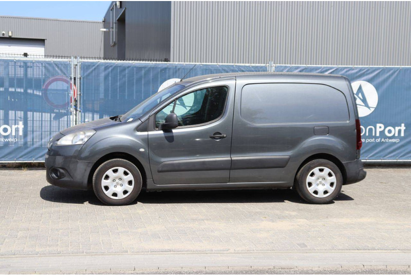 Peugeot Partner - Товарен бус: снимка 1 Peugeot Partner - Товарен бус: снимка 1