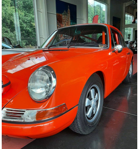 Porsche 911 T - Седан: снимка 5 Porsche 911 T - Седан: снимка 5