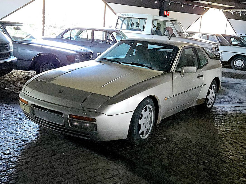 Porsche 944 Turbo - Седан: снимка 1 Porsche 944 Turbo - Седан: снимка 1