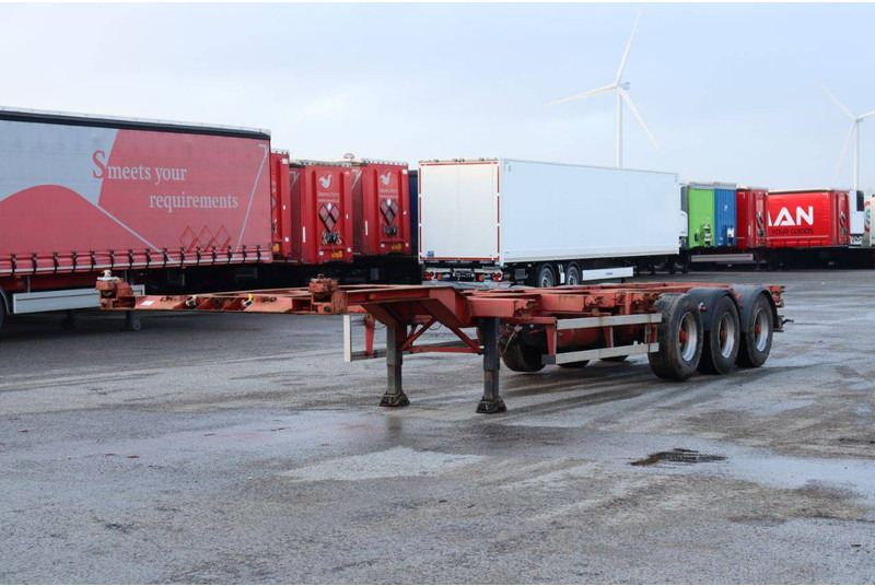 Renders ROC 16.27 CC - Шаси полуремарке: снимка 2 Renders ROC 16.27 CC - Шаси полуремарке: снимка 2