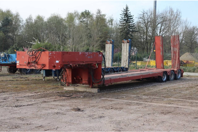 SVP 12.48.3 - Нискорамна площадка полуремарке: снимка 1 SVP 12.48.3 - Нискорамна площадка полуремарке: снимка 1