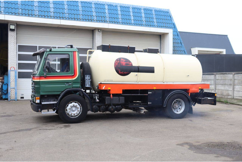 Scania P82 CG13 - Камион фургон: снимка 1 Scania P82 CG13 - Камион фургон: снимка 1