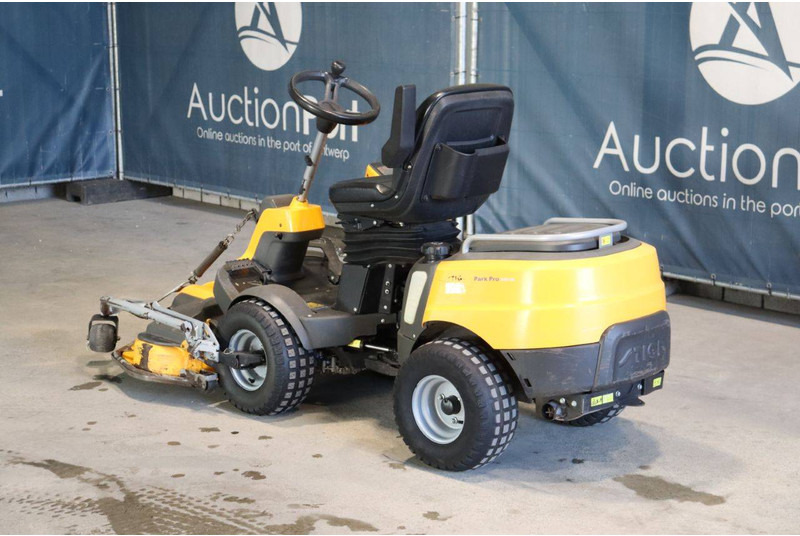 Stiga Park Pro 540 IX - Косачка за трева: снимка 3 Stiga Park Pro 540 IX - Косачка за трева: снимка 3