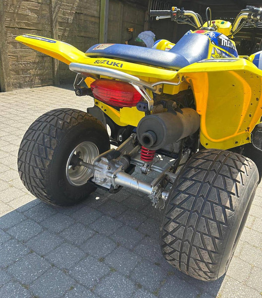 Suzuki - Четириколка: снимка 4 Suzuki - Четириколка: снимка 4