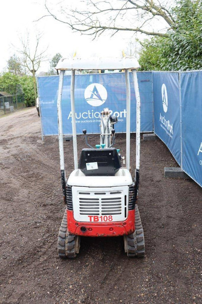 Takeuchi TB108 - Мини багер: снимка 4 Takeuchi TB108 - Мини багер: снимка 4