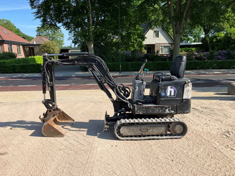 Takeuchi TB108 - Мини багер: снимка 2 Takeuchi TB108 - Мини багер: снимка 2