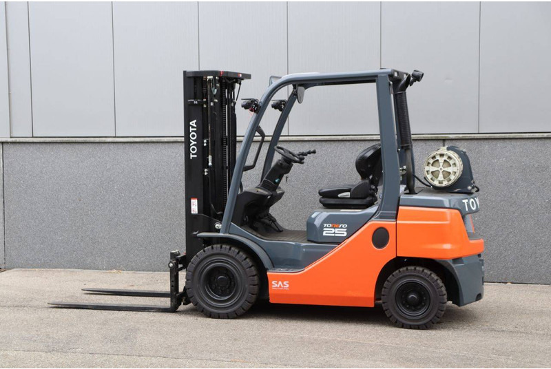 Toyota 02-8FGF25 - Газокар: снимка 3 Toyota 02-8FGF25 - Газокар: снимка 3